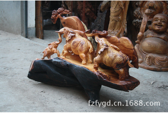 佛缘永续，万象更新 老挝黄花梨木雕根刻工艺之美